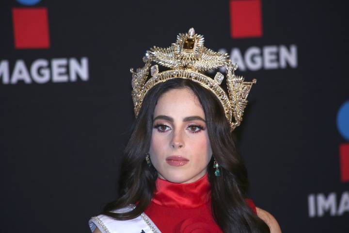 Mamá de Miss México envía un mensaje por el incidente ocurrido en Tailandia