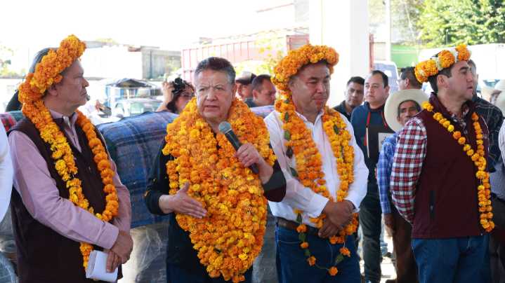 Julio Menchaca continúa supervisión en zonas afectadas en Tepehuacán y Tlanchinol