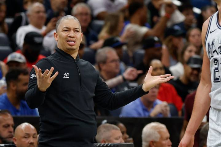 Clippers at a loss for solutions to ongoing struggles