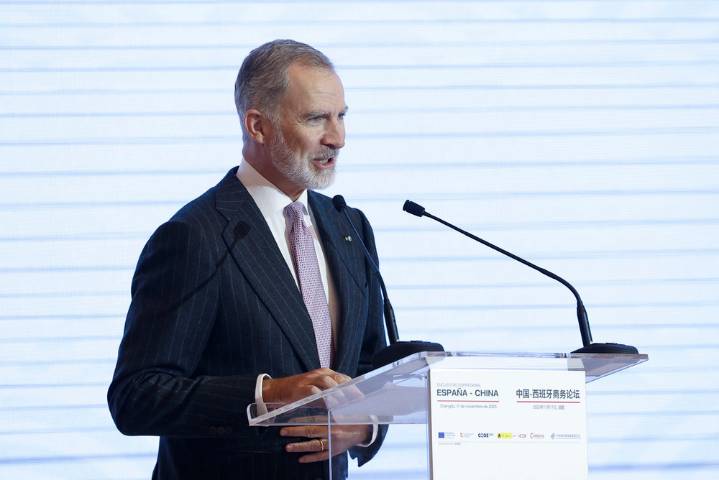 El Rey pide "certidumbre" para las empresas españolas en China