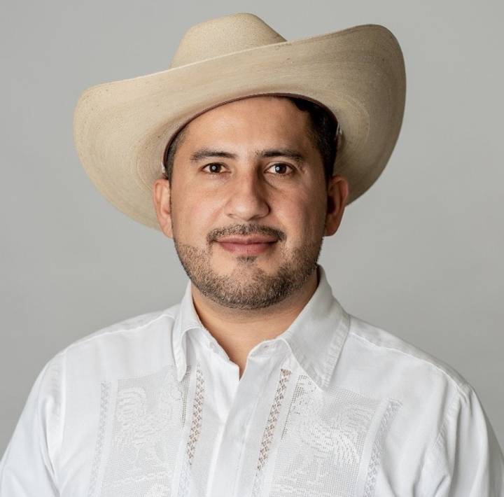 Senadores de Morena, Verde y PT condenan asesinato de Carlos Manzo