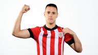El Athletic valora la salida de Izeta, seguido por el Sporting