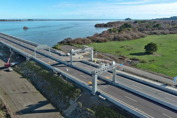 Incluye al Puente Industrial: avanza proyecto que elimina multas por transitar sin TAG en autopistas