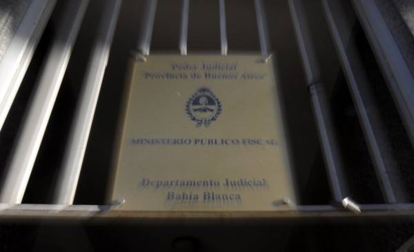 Se negó a declarar el acusado de violar a una nena en White