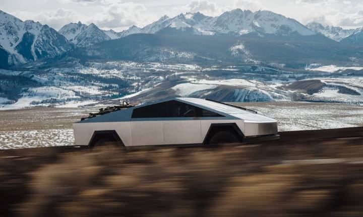 Tesla shares updated timeframe for Cybertruck FSD V14 release