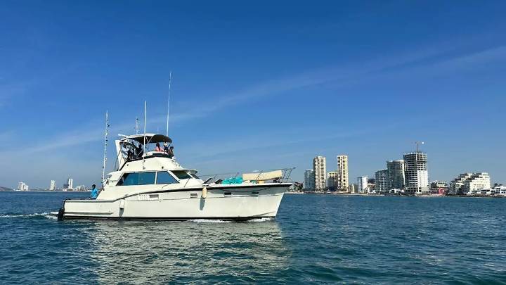 Abrazadera rota provocó el hundimiento del yate el lunes en Mazatlán: Capitanía