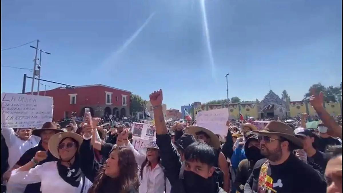 Reúne Puebla a más de mil personas en marcha nacional para exigir justicia por Carlos Manzo