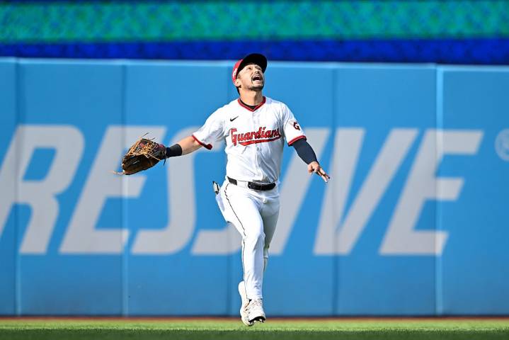 Was Guardians’ Steven Kwan robbed of baseball’s ultimate defensive prize?