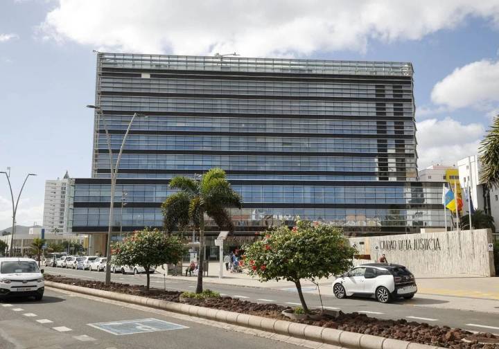 Un juzgado asume investigar como violencia vicaria una presunta sustracción de menor