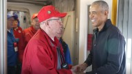 Obama surprises Wisconsin veterans on Honor Flight to Washington