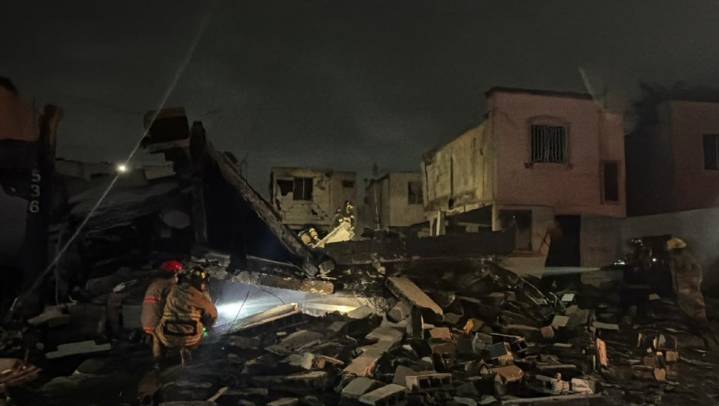 Confirman tres muertos, entre ellos una menor, tras explosión en vivienda con pirotecnia en Pesquería, Nuevo León