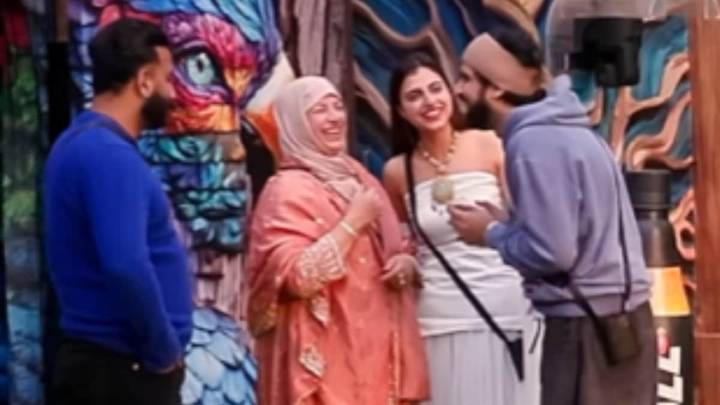 Bigg Boss 19: Farrhana Bhatt Breaks Down As Her Mother Enters The House
