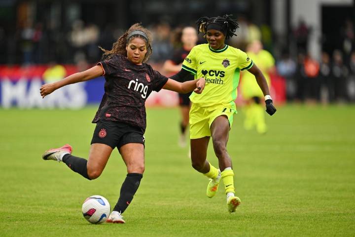 Deadspin | Spirit shut out Thorns, return to NWSL final