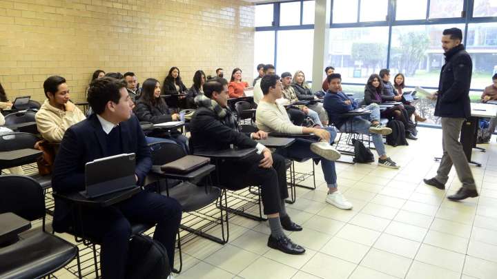 Licenciaturas Peor Pagadas en México: 10 Carreras que No Debes Estudiar Si Quieres Ganar Dinero