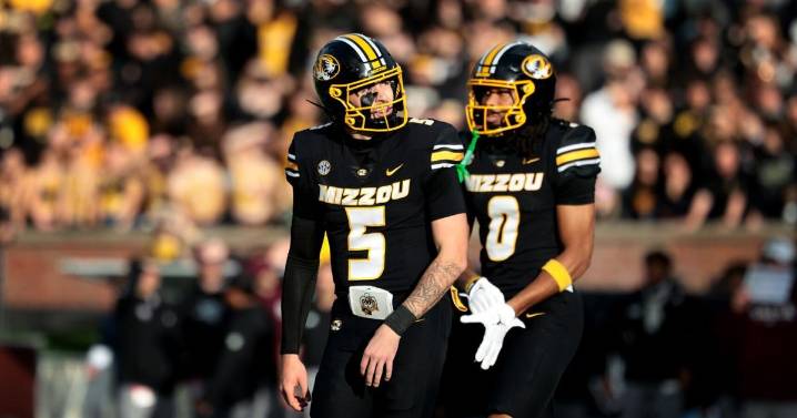 Mizzou laments blocking for freshman QB Matt Zollers