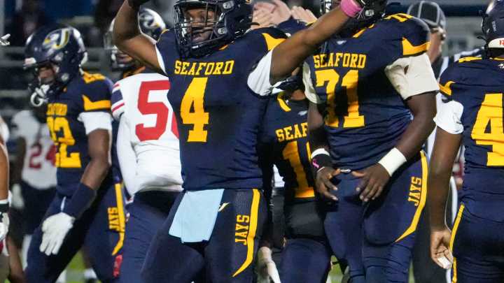 Kickoff time, analysis, expert predictions for Class 1A football final