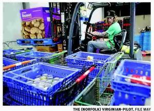 Food banks turn to donations to prevent holiday hunger