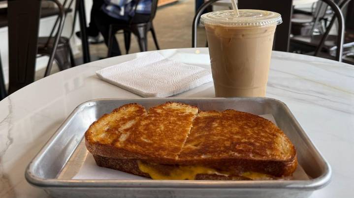 LI coffee spot expands to 2nd location