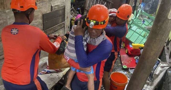 A million displaced as 'super typhoon' hits Philippines