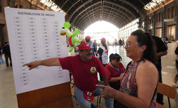 Chile elige presidente: Jara y Kast competirán en un balotaje