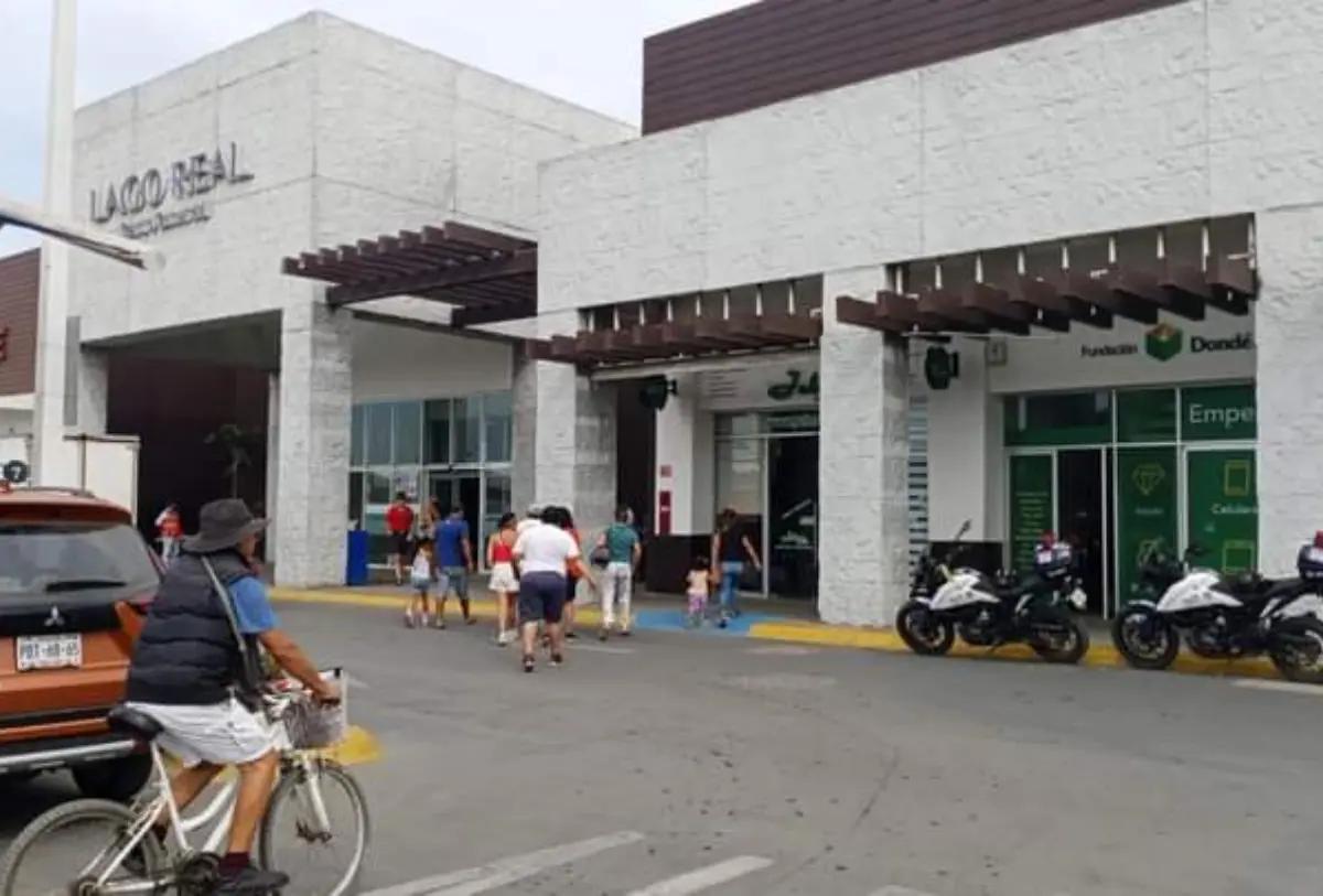 Banda de carteristas acecha a adultos mayores en Bahía; operan en tiendas de autoservicio