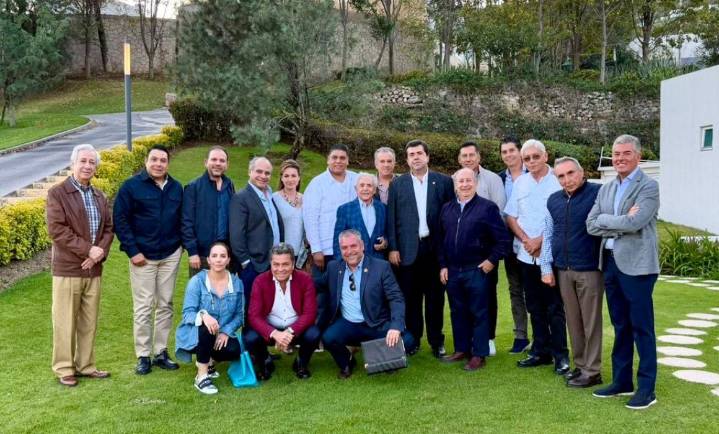 Lideran Pedro Haces y Enrique Ramírez cumbre empresarial en Morelia