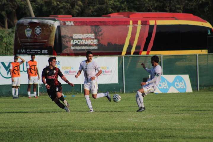 Tigres de Álica se imponen a los Tritones