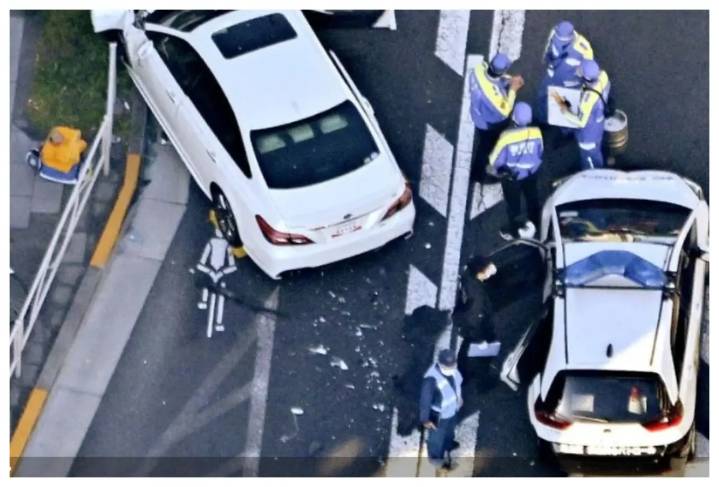 Conductor de auto robado atropella a 11 personas en Tokio; un hombre de 80 años murió