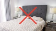 Adiós al respaldo de cama tapizado: la nueva tendencia original, económica y con un toque rústico