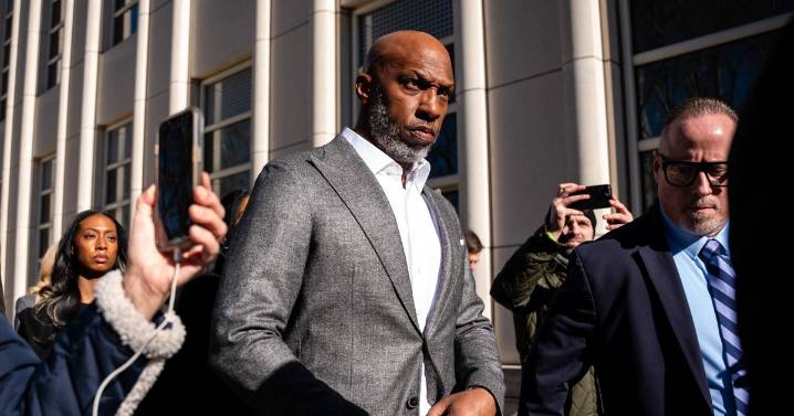 NBA coach Chauncey Billups pleads not guilty in poker cheating case