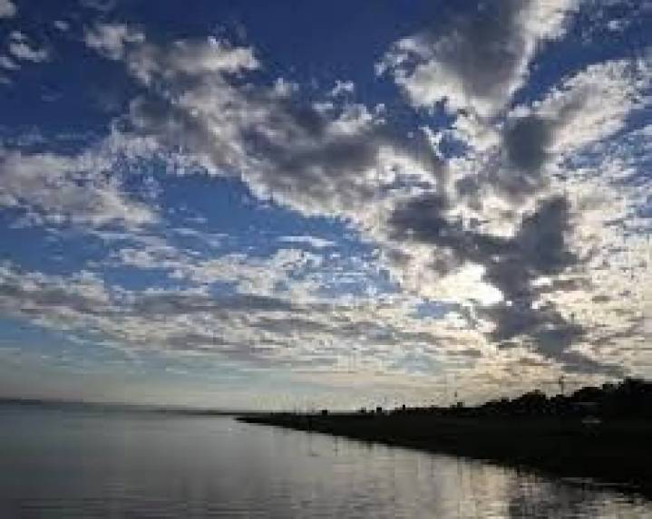 Previsión del tiempo en Misiones: fin de semana fresco, mejora gradual y lunes con ascenso de temperaturas