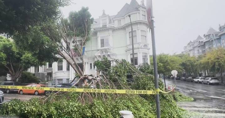 Bay Area pounded by heavy rain in atmospheric river storm