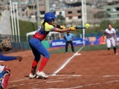 Softbol femenino marcha invicto en Bolivarianos