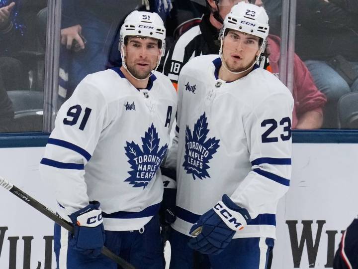 John Tavares honoured by Maple Leafs for 500