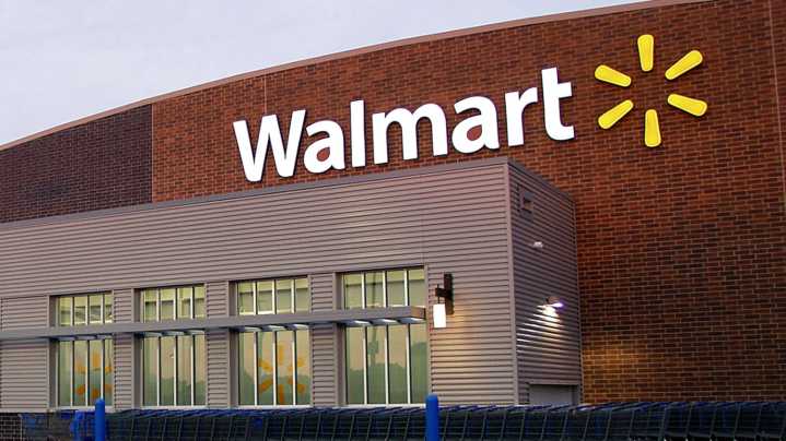 Walmart CEO McMillon to step down