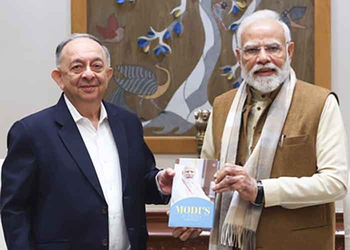 PM Modi meets author Berjis Desai, receives a copy of ‘Modi’s Mission’