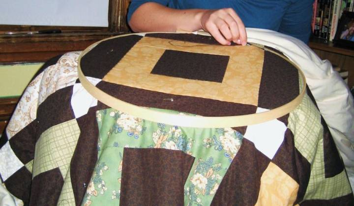 Mennonites Appear in New Reality Show 'Quilting with the Stars'