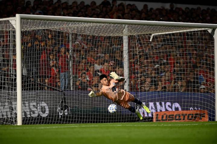 "Uno o dos atajaba". El arquero formado en River que opacó a Chiquito Romero y se convirtió en héroe en la final de la Copa Argentina