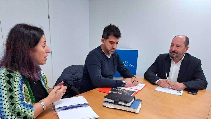 Xosé Merelles y la Ruta do Viño de Valdeorras avanzan en una agenda conjunta para reforzar el enoturismo en 2026