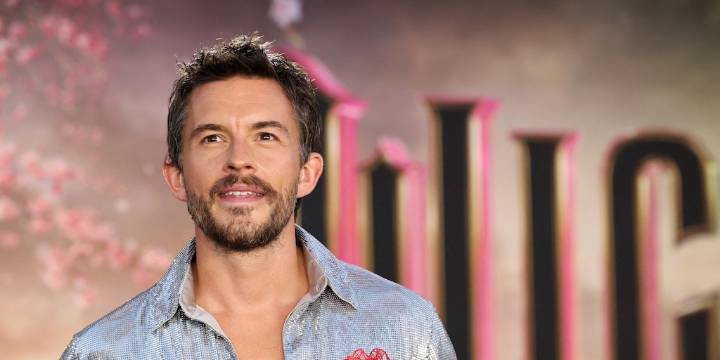 Jonathan Bailey fue elegido como el hombre más sexy del mundo