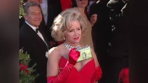 Sally Kirkland, who earned Oscar nomination in 'Anna,' dies at 84