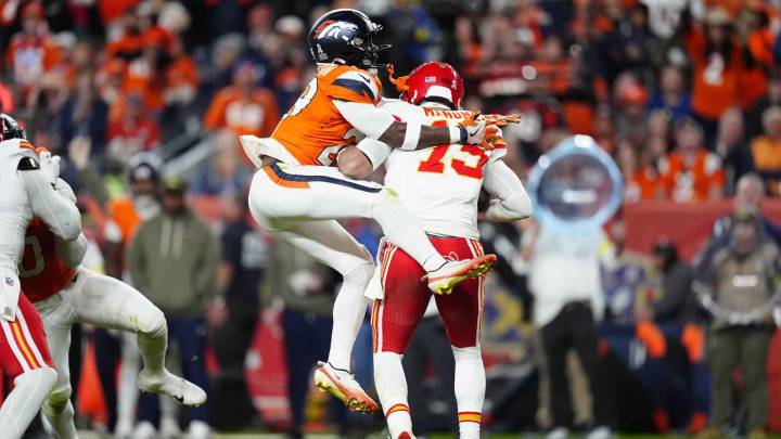 Chiefs’ chances at 10th straight AFC West title tumble after Broncos loss
