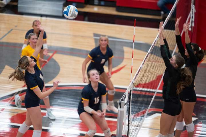 PHOTOS: Grass Lake, Monroe St. Mary face off in D3 volleyball regional semifinal