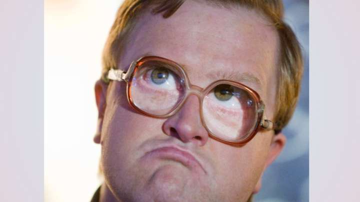 Actor Mike Smith charged with sexual assault: Reports