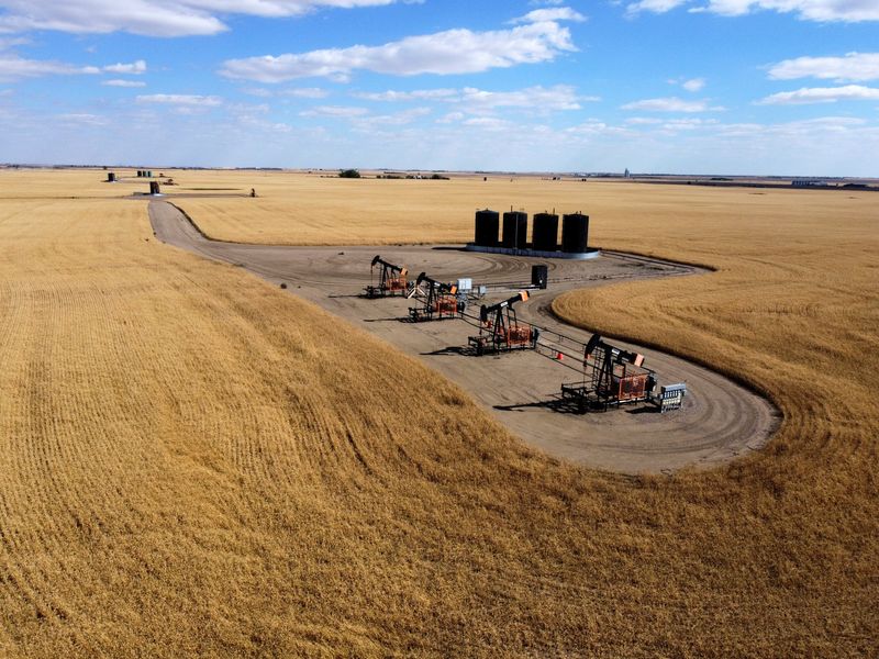 Oil climbs more than 2% after Ukrainian attack damages Russian oil depot