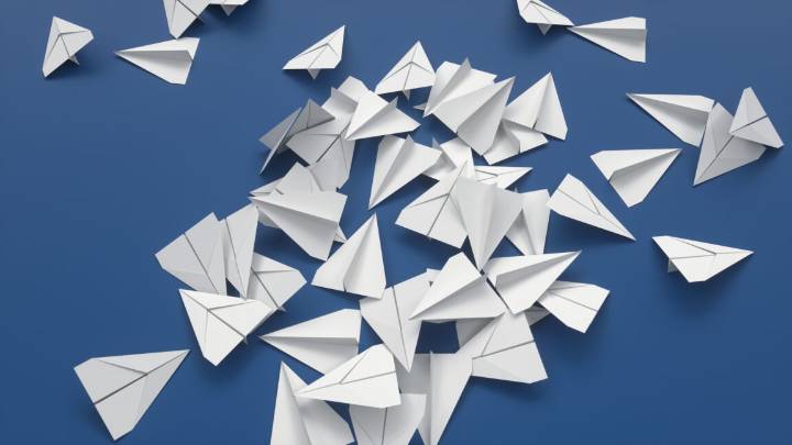 Ryanair tries forcing app downloads by eliminating paper boarding passes