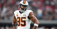 Browns vs Raiders Week 12 final score: Sheduer Sanders wins in his debut, Myles Garrett dominates again