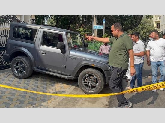 Firing outside hotelier’s relative's house in Chandigarh; Police launch hunt for attackers [ FULL VIEW ]