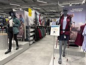 Decathlon espera tanta gente que abrirá de madrugada su primer local en Argentina: cómo serán los precios y qué venderá