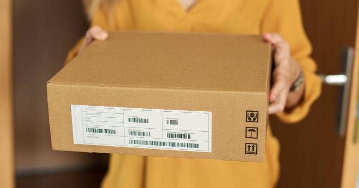 Alert issued by Royal Mail and Evri users 'from December 17'